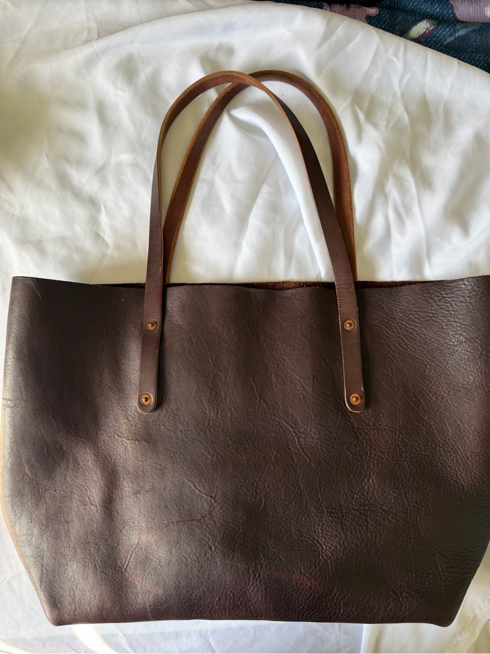 Go Forth Goods Large Avery tote in Mocha